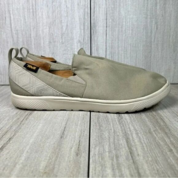 Teva | Shoes | Tevavoya Grey Canvas Slip On Sneaker Comfort  display picture 3